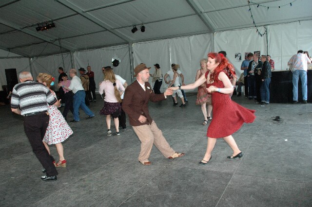 min 2008 05 04 retro rhythm 404